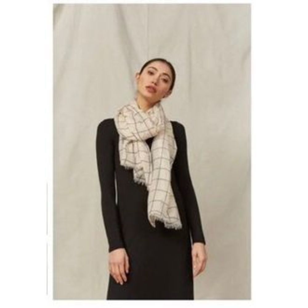 NWOT - Rachel Pally Scarf, Cream Grid